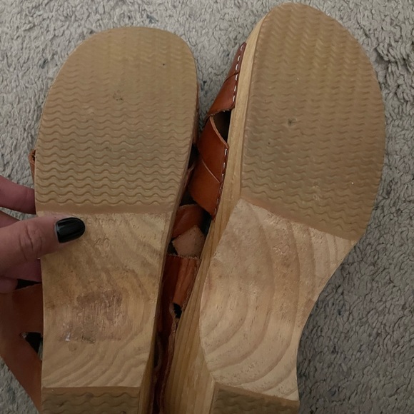 Woodies by Jeffrey Campbell Sandals - Picture 4 of 5